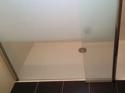 De la baignoire à la douche...