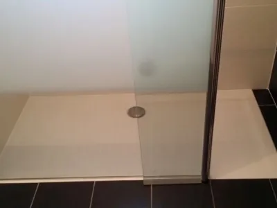 De la baignoire à la douche...